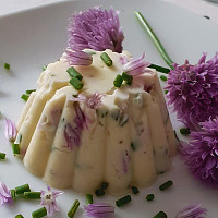 Pažitkové máslo Zdroj: Toprecepty