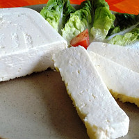 Domácí tvrdý „sýr“ Zdroj: Toprecepty