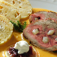 Svíčková na smetaně podle šéfkuchaře Friče Zdroj: Toprecepty