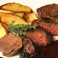 Hanger steak s ostružinovou omáčkou Zdroj: Toprecepty