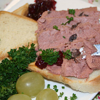 Domácí paštika s griotkou a brusinkami Zdroj: Toprecepty