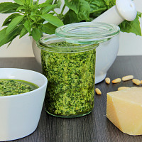 Bazalkové pesto stálezelené Zdroj: Toprecepty