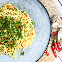 Špagety aglio olio e peperoncino Zdroj: Toprecepty