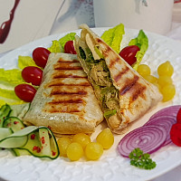 Tortilla s kuřecím masem Zdroj: Toprecepty Tortilla s kuřecím masem Zdroj: Toprecepty