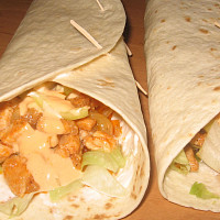 Tortilla s kuřecím masem Zdroj: Toprecepty Tortilla s kuřecím masem Zdroj: Toprecepty