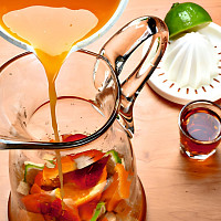 Sangria Zdroj: Toprecepty