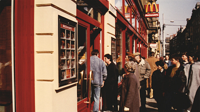 O první burgery byl velký zájem. Zdroj: se souhlasem McDonald's