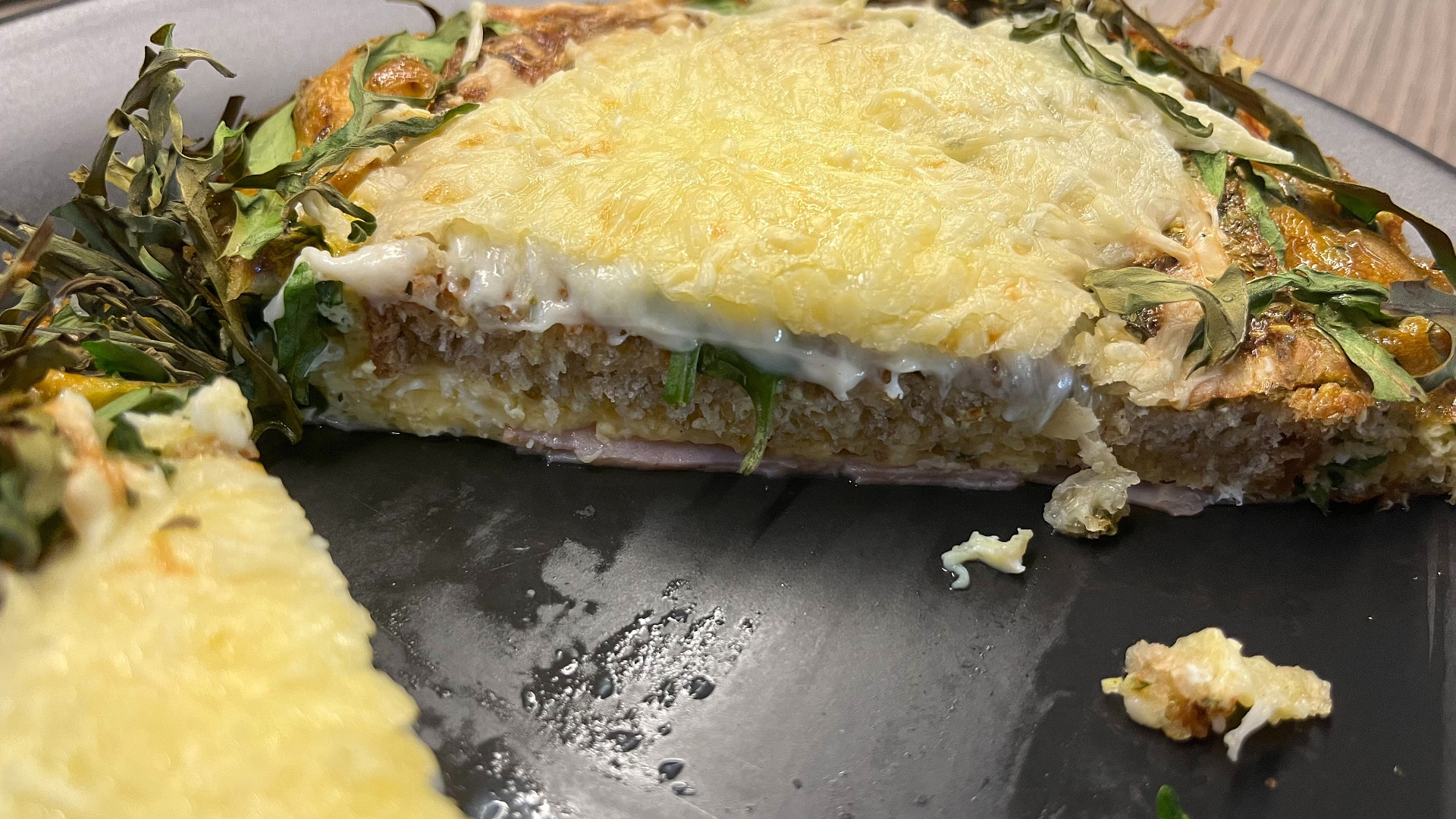 Připravili jsme netradiční chleba ve vajíčku z horkovzdušné fritézy: Minimum práce, skvělá chuť a zcela bez tuku