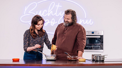 Příprava pralinek v pořadu Buchty po ránu Zdroj: se souhlasem České televize, Marie Baráková