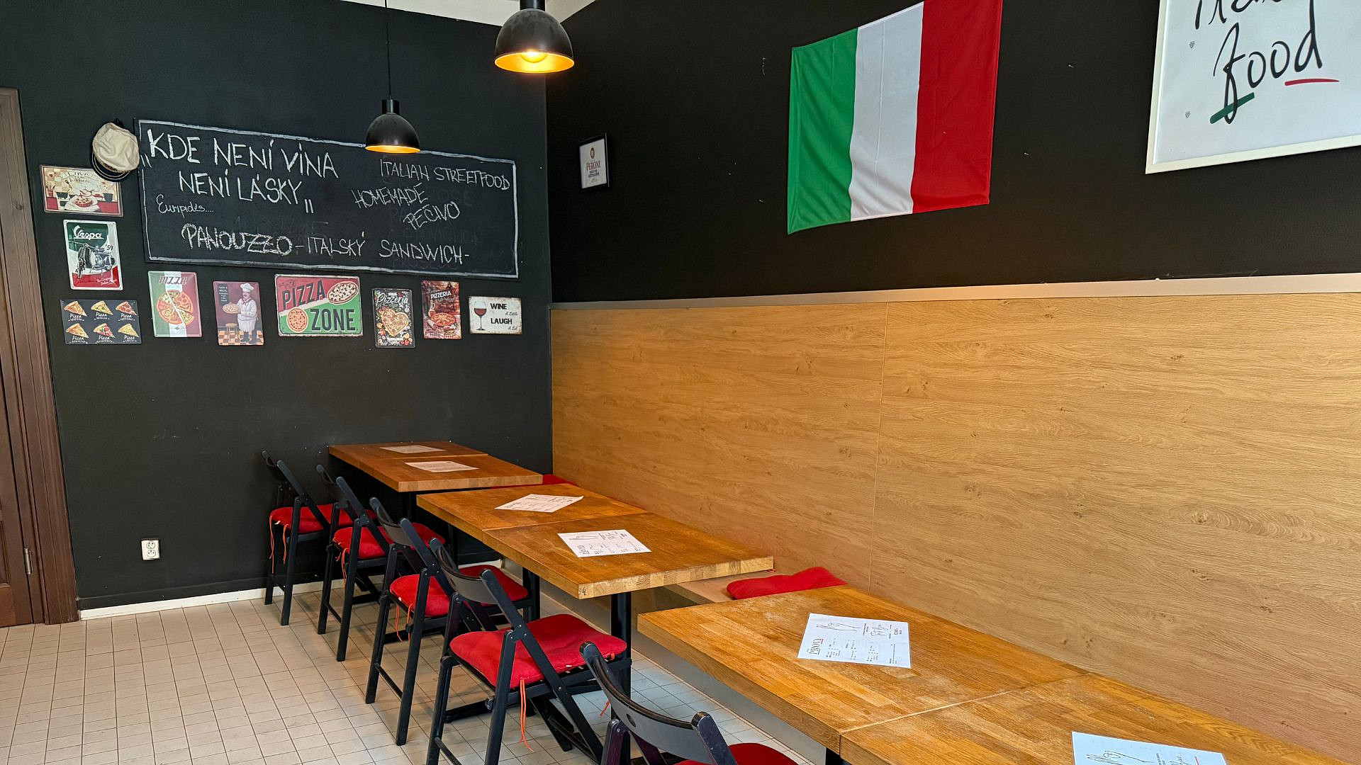 Našli jsme nejlepší pizzu v Brně: Neapolskou klasiku si vychutnáte do 300 korun, za zážitek si trochu připlatíte