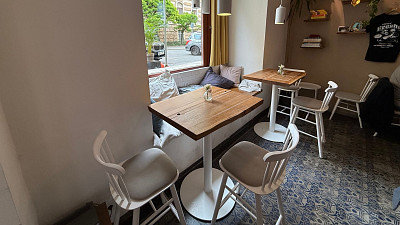 Příjemné prostředí v Bistro by Eggo. Zdroj: Toprecepty