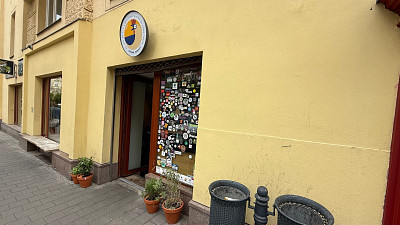 Bistro by Eggo je zvenku nenápadné, ale za návštěvu rozhodně stojí. Zdroj: Toprecepty