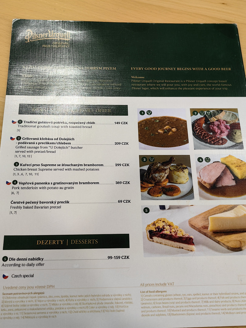 I na pražském letišti je možné se najíst poměrně levně. Lákadlem je místní jídelna, fastfoody i plzeňská restaurace