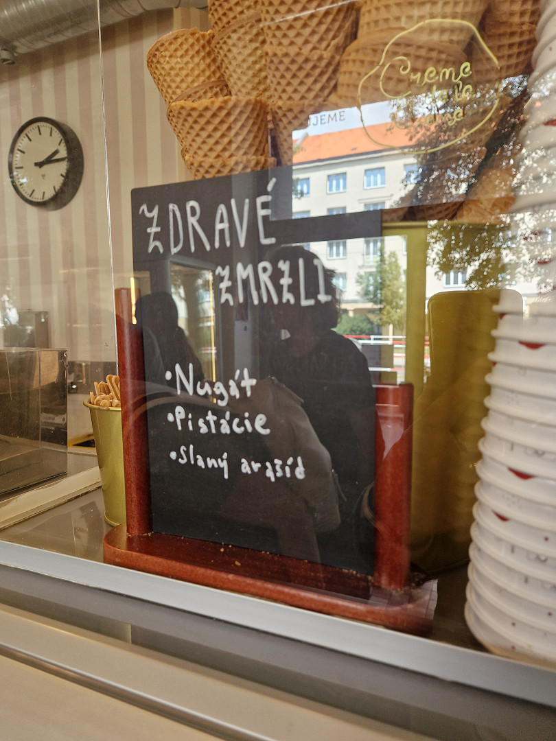 Otestovali jsme sedm zmrzlináren v Praze: Příjemně zabodoval Žižkov, nejdráž je překvapivě v Braníku