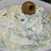 Tzatziki Zdroj: Toprecepty
