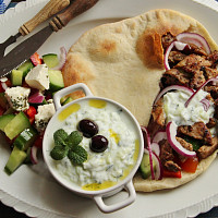 Tzatziki Zdroj: Toprecepty