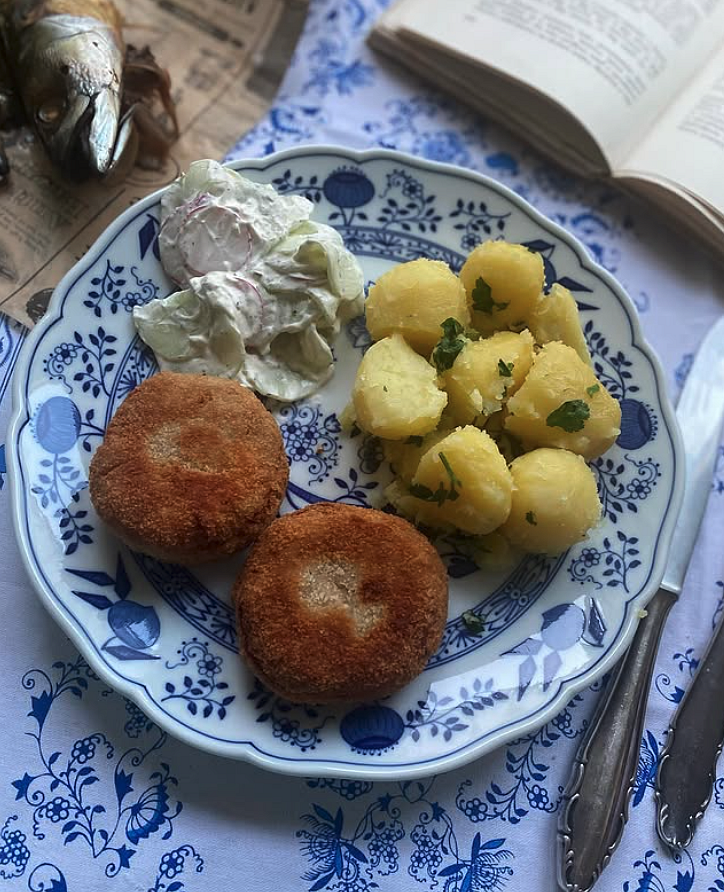 Z lásky k tradiční kuchyni založily sestry „Recepty od starkej“: Chtěly jsme lidi vrátit do dětství plného skvělých jídel, říkají
