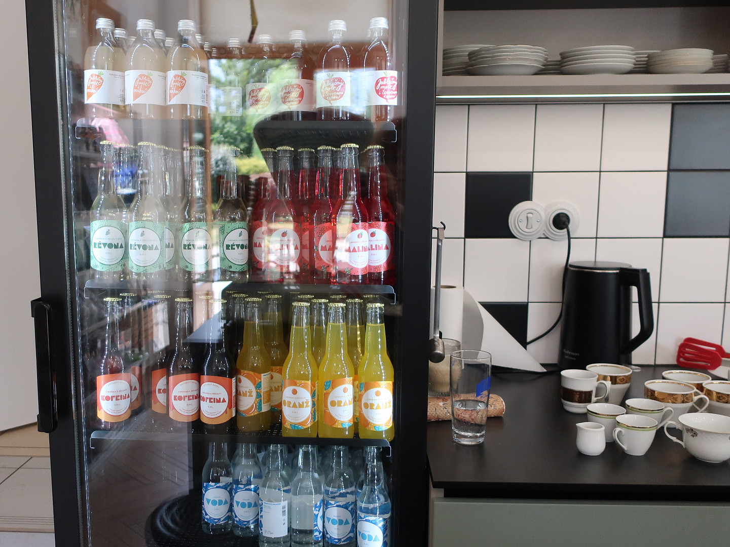 Malé retro bistro v Potštejně nabízí vlašák v rohlíku: O víkendu prodáme i 150 kusů denně, jde to na dračku, říká majitel