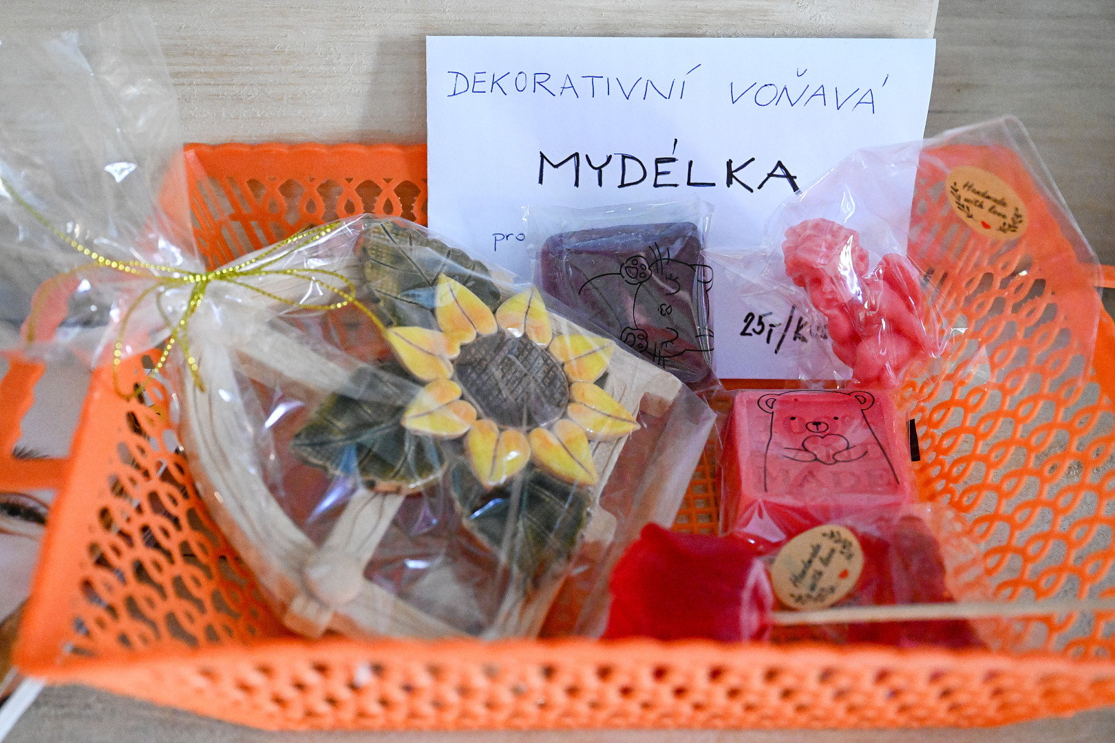 Vydali jsme se otestovat restauraci U Jelena z Pohlreichova Ano, šéfe! Kupované knedlíky opět nenadchly