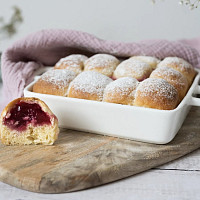 Kynuté buchty plněné marmeládou Zdroj: Toprecepty
