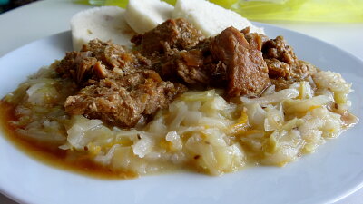 Jak nakrájet zelí Zdroj: Toprecepty