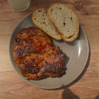 Krkovice na grilu Zdroj: Toprecepty
