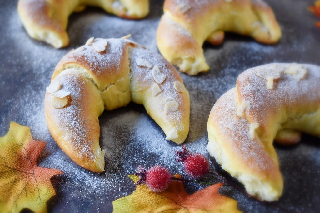 7 receptů na martinské podkovy: Upečte si oblíbené tradiční pečivo ve tvaru rohlíčků