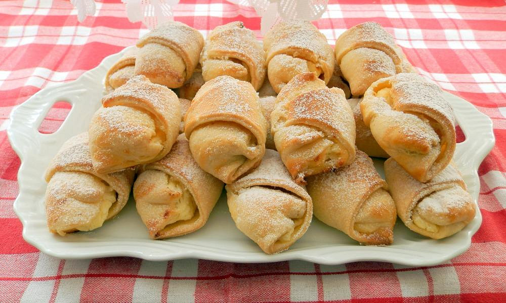 7 receptů na martinské podkovy: Upečte si oblíbené tradiční pečivo ve tvaru rohlíčků