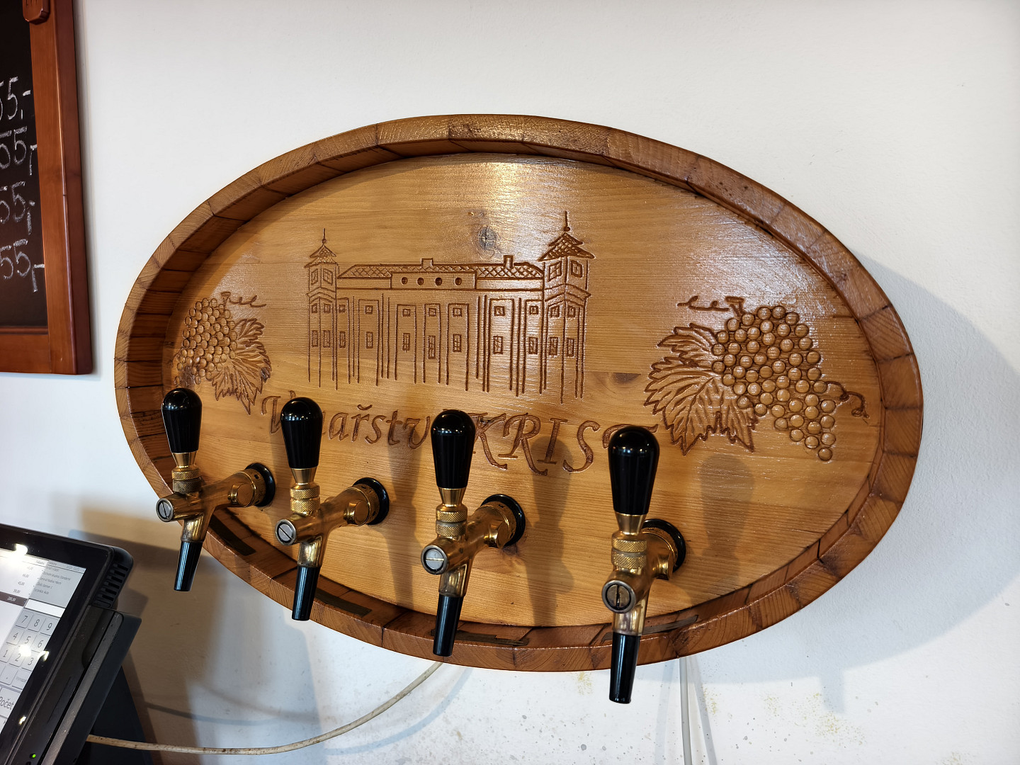 Vyzkoušeli jsme dršťkovou polévku za 59 Kč, kterou si pochvaloval i Pohlreich: V Ano, šéfe! získala restaurace dvě hvězdy