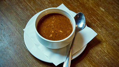 Dršťková polévka je vychucená, jak má být a krásně voní. Zdroj: eXtra.cz/Tomáš Martinek Dršťková polévka je vychucená, jak má být a krásně voní. Zdroj: eXtra.cz/Tomáš Martinek