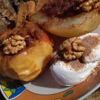 Pečená jablka/hrušky v karamelu Zdroj: Toprecepty