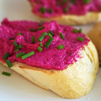 Jak udělat pomazánku z červené řepy Zdroj: Toprecepty