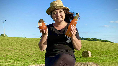 Lucie se svými produkty Zdroj: se souhlasem Lucie Jelínkové