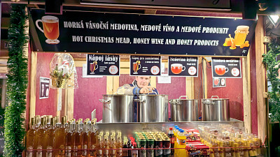 Zahřát se můžete třeba medovinou. Zdroj: Toprecepty