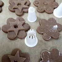 Újezdecké perníčky zdobené marcipánem Zdroj: Toprecepty