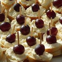 Česneková pomazánka Zdroj: Toprecepty