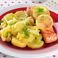 Citronový losos se salátem Zdroj: Toprecepty