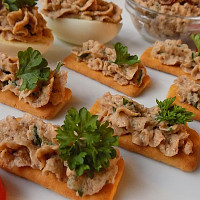 Pomazánky na chlebíčky Zdroj: Toprecepty