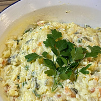 Bramborový salát Zdroj: Toprecepty