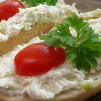 Pomazánky na chlebíčky a jednohubky Zdroj: Toprecepty