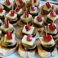 Pomazánky na chlebíčky a jednohubky Zdroj: Toprecepty