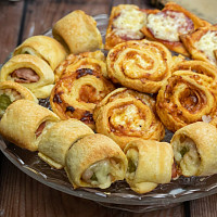 Pohoštění z listového těsta Zdroj: Toprecepty