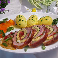 Bůčková roláda Zdroj: Toprecepty