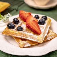 Lahodné vafle s ovocem Zdroj: Toprecepty