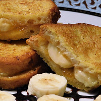 Toust Zdroj: Toprecepty