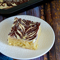 Jednoduchý moučník na plech Zdroj: Toprecepty