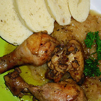 Kuře na zelí Zdroj: Toprecepty