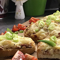 Zapečené chlebíčky Zdroj: Toprecepty