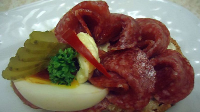 Chlebíček s uherákem Zdroj: Top recepty