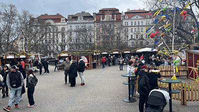 Stánků je na Míráku „tak akorát“. Zdroj: Vilém Besser, Toprecepty